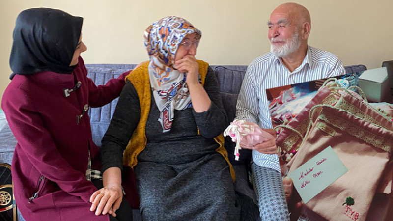 TYB Erzurum Kadın Kolları’ndan Depremzede Kadınlara Ziyaret