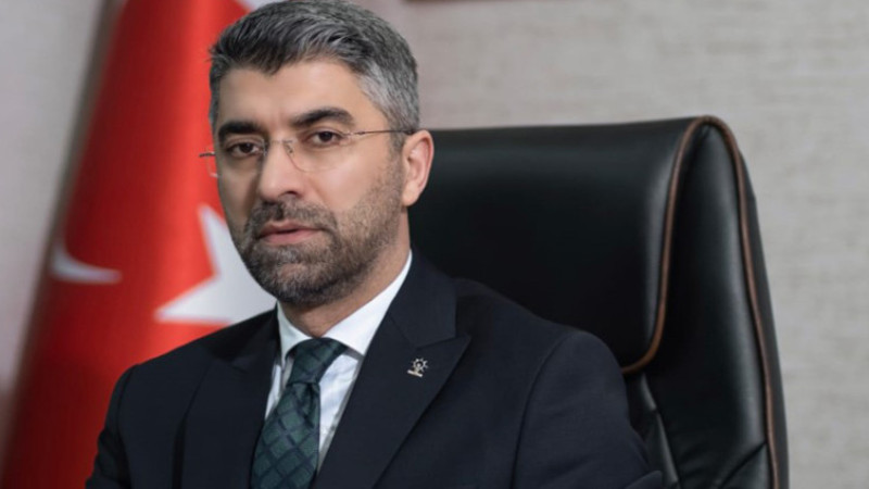 Başkan Küçükoğlu'ndan 'seccade' tepkisi