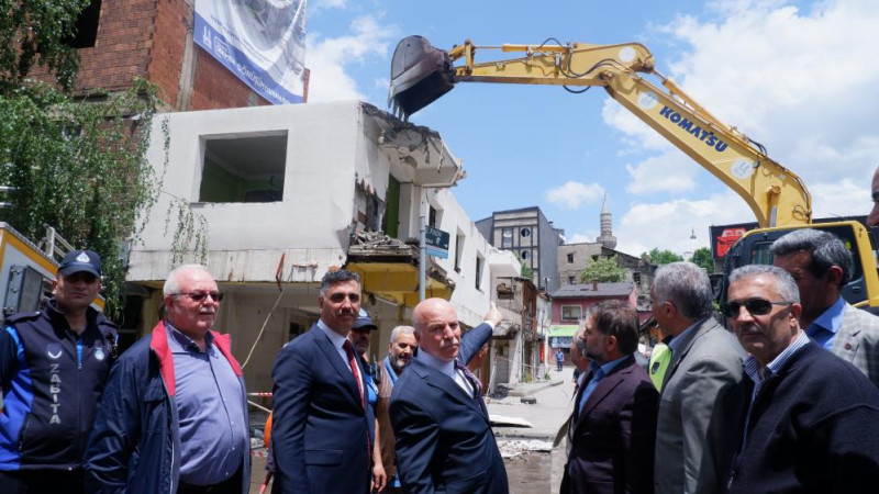 Büyükşehir Belediyesi, Muratpaşa'da kentsel dönüşümü başlattı