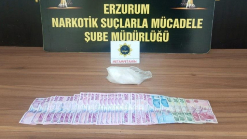 Erzurum'da 3 kişi 350 gram uyuşturucu ile yakalandı