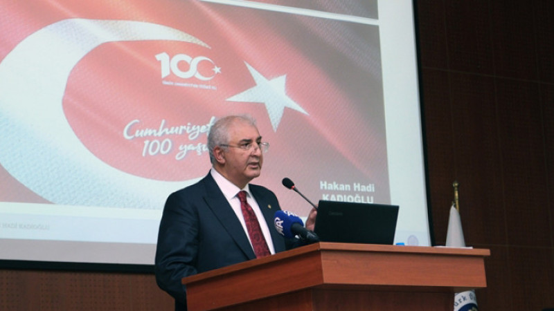 Atatürk Üniversitesi Tıp Fakültesi’nden Cumhuriyetin 100. yılına özel konferans