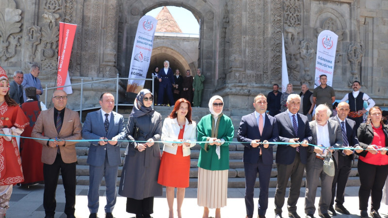 Erzurum'da “Hayat Boyu Öğrenme Haftası” kutlanıyor