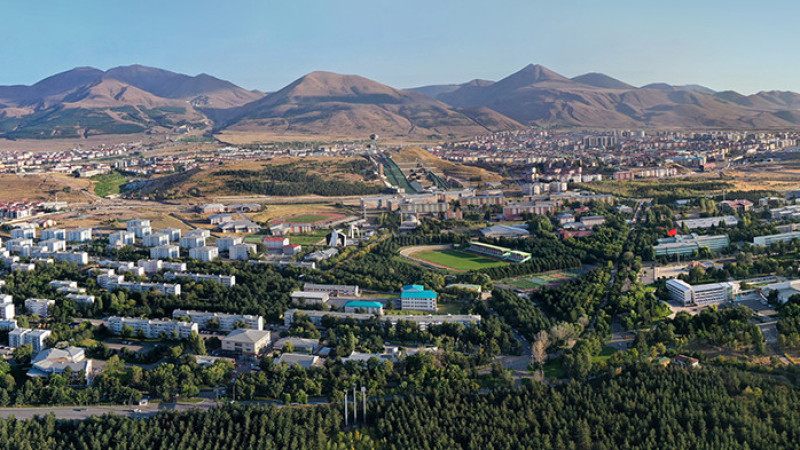 Atatürk Üniversitesi'nde kayıtlar sona erdi