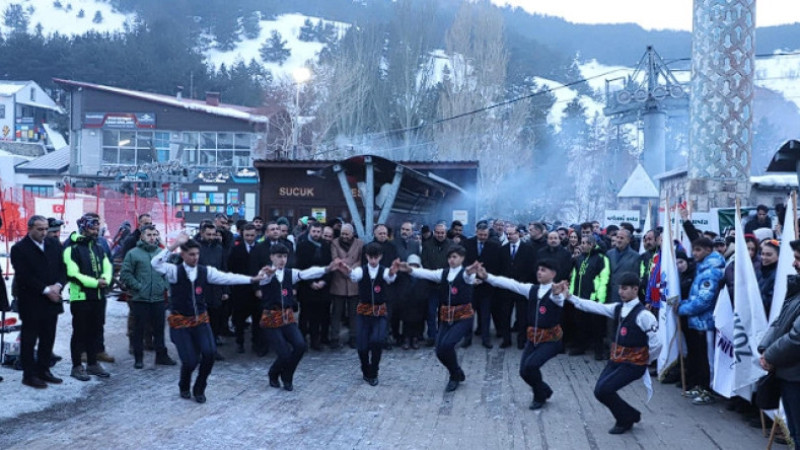 Üniversiteler Arası Kış Sporları Oyunları törenle başladı