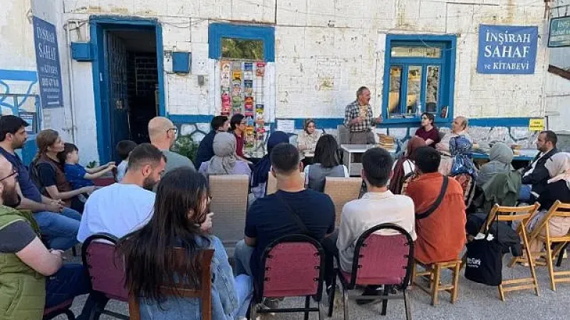 Erzurum'un tek sahafından açık havada müzayede