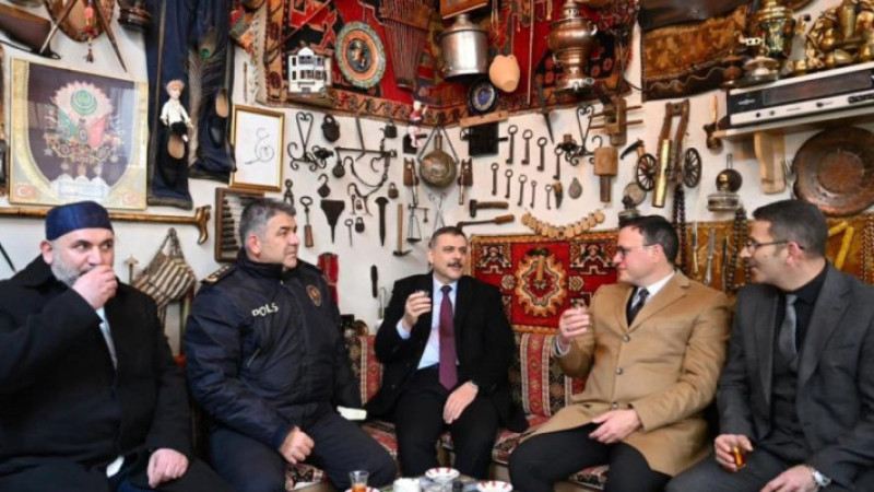 Vali Çiftçi'den esnafa ahde vefa