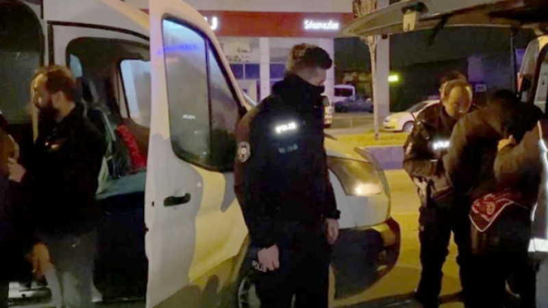 Erzurum'da göçmen kaçakçılığı yapan 3 şahıs tutuklandı