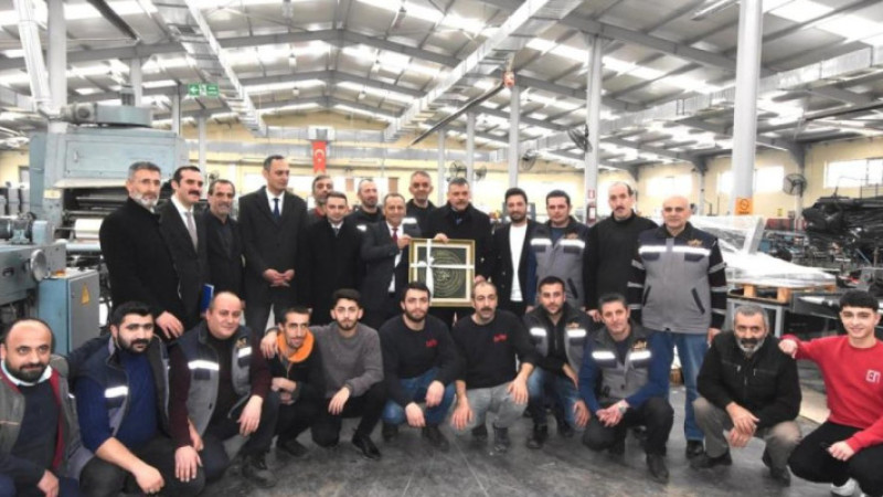 Vali Çiftçi, 42'nci kuruluş yılında Zafer Ofset baskı tesislerini gezdi
