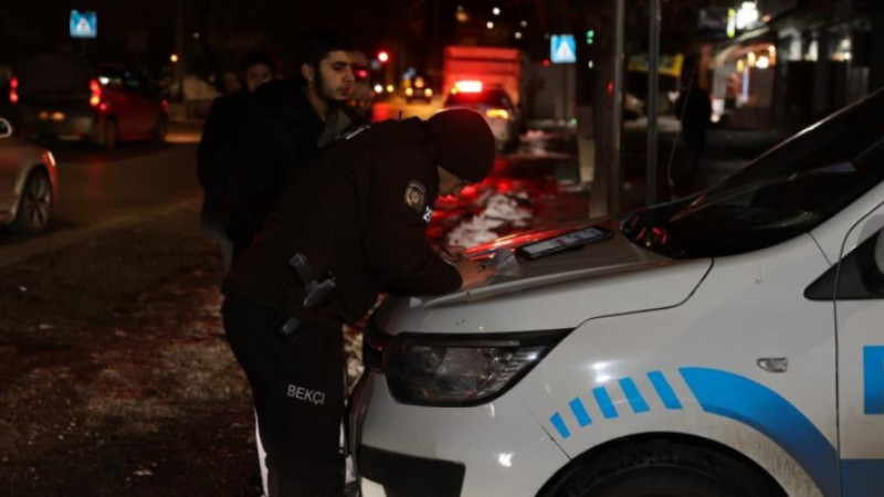 Polisten şok uygulamalara devam