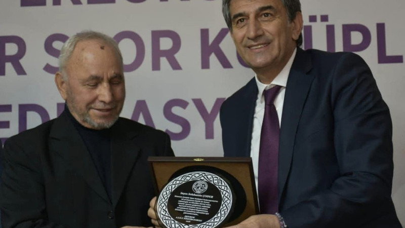 Codur'un 40 yıl sonra bıraktığı yerden Güneş devam edecek