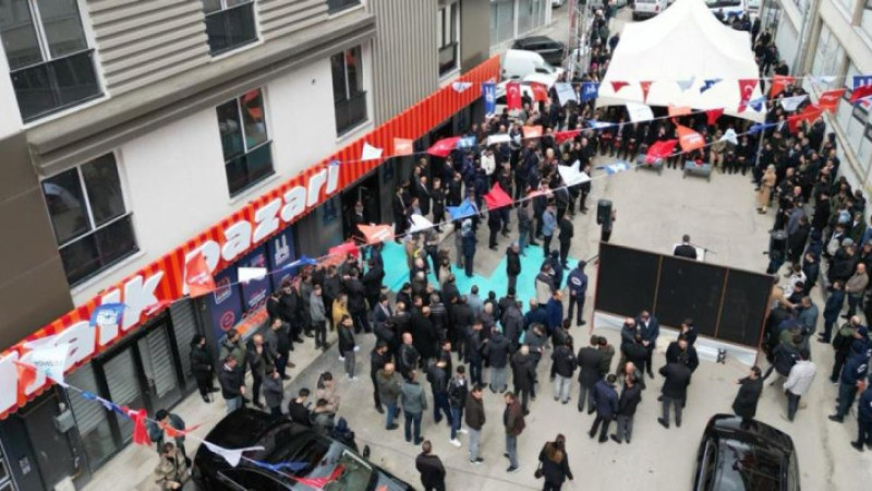 Halk Pazarı'nın 14'üncü şubesi Mumcu'da açıldı