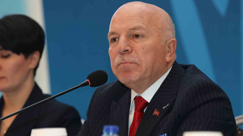 Mehmet Sekmen Enerji Kentleri Birliği'nde güven tazeledi