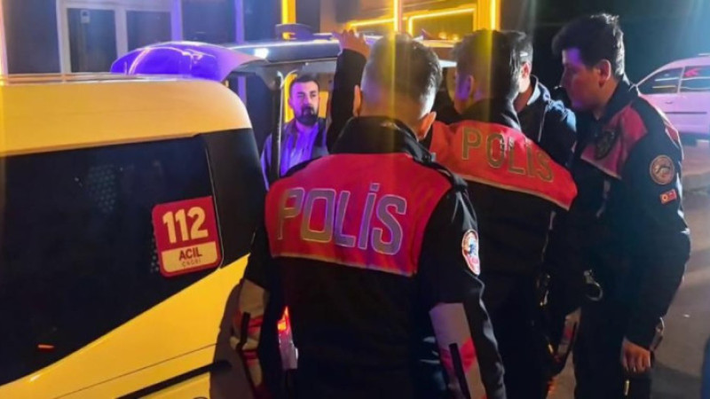 Erzurum'da bir genç nenesini bıçakladı