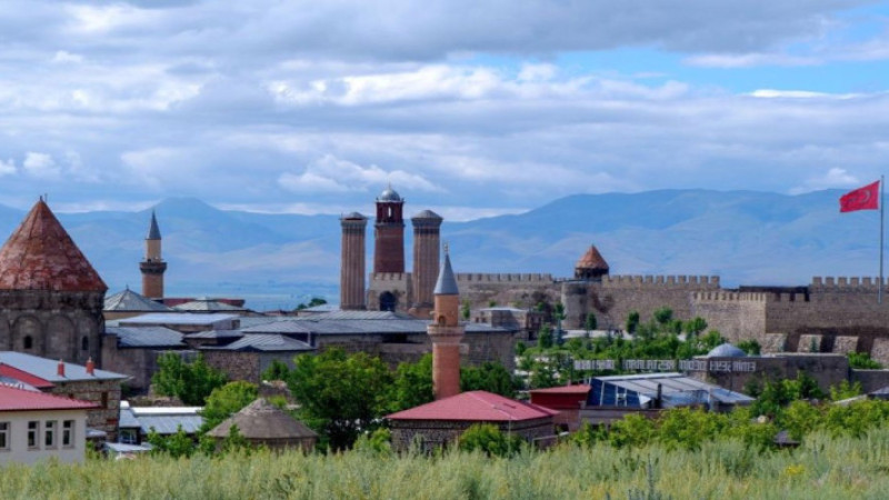 Erzurum'da alışılagelmiş isimler terk ediliyor