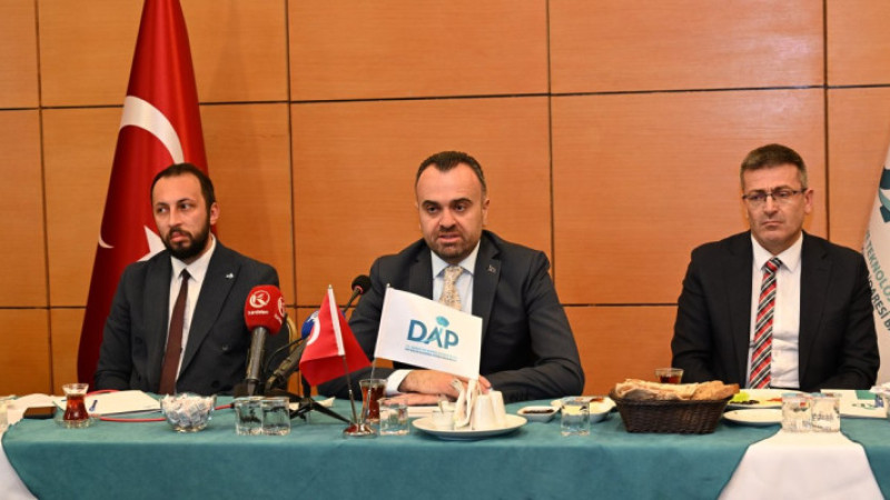 DAP Başkanı Güray basın toplantısı düzenledi