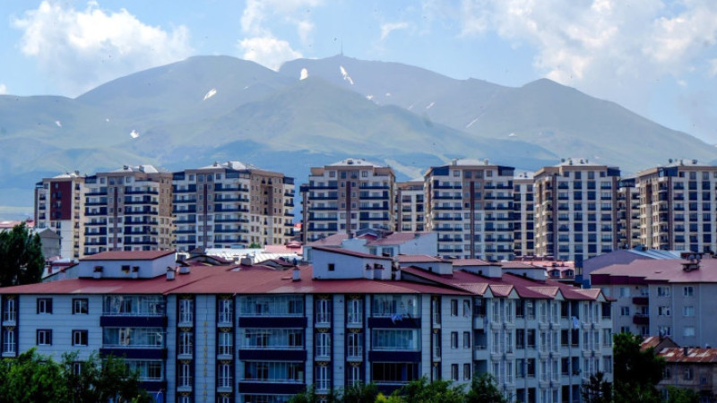 Konut satışları geçen yıla göre yüzde 26,8 arttı