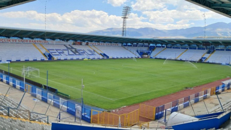 Erzurumspor'da bir günde 1089 kombine bilet satıldı