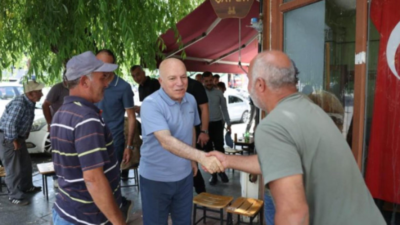 Başkan Sekmen İspir ve Pazaryolu'ndaydı