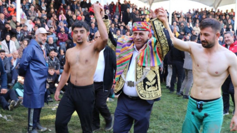 Ali Şenyurt 1 milyon 225 bin TL ile meydan ağası oldu