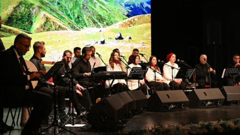 “Yayla Türküleri” programına yoğun ilgi