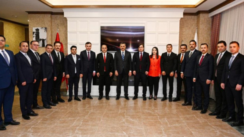 Vali Çiftçi’den kaymakam ve vali yardımcılarına veda yemeği