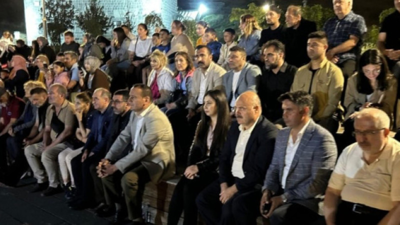 Kars’ta Anadolu Şiir Akşamları Büyük ilgi Gördü