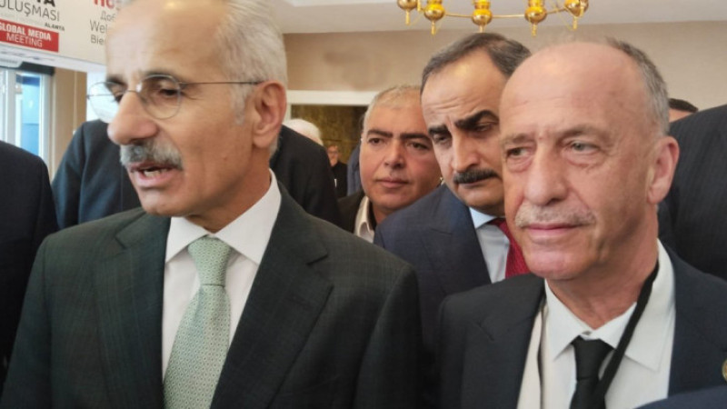 Uraloğlu: Erzurum’a Hızlı Tren Aşama Aşama Gelecek