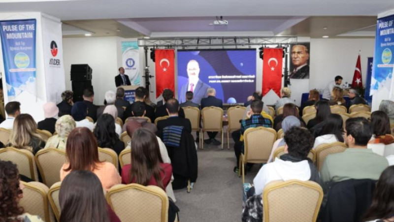 Acil tıp öğrenci kongresi Erzurum’da yapıldı