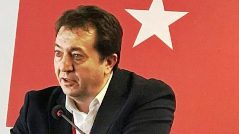 Türkez: ‘Daha özgür basın için meslek yasası şart’